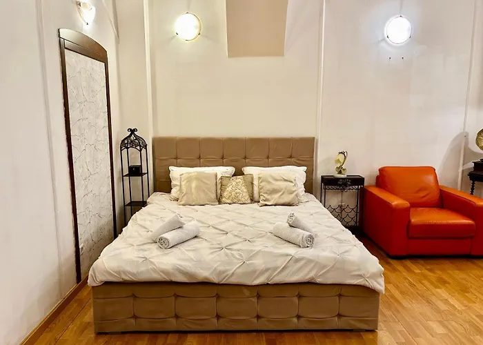 Ada Old Town 3 Apartment *