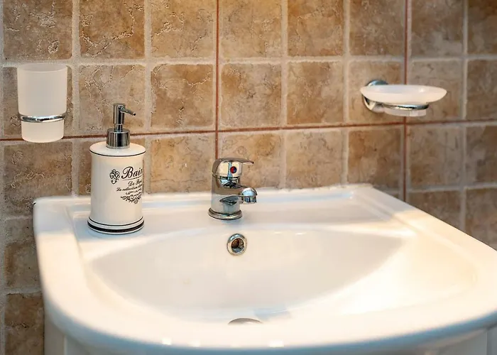 Ada Old Town 3 * Brassó